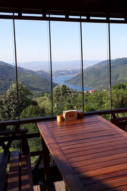 mk 09 500x750 1 Yuvacık Mavi Kayalar Kahvaltı Restoran