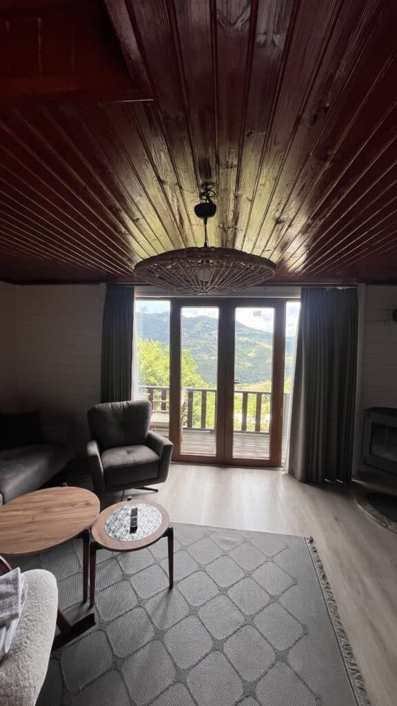 IMG 4349 1 Yuvacık Mavi Kayalar Kahvaltı Restoran